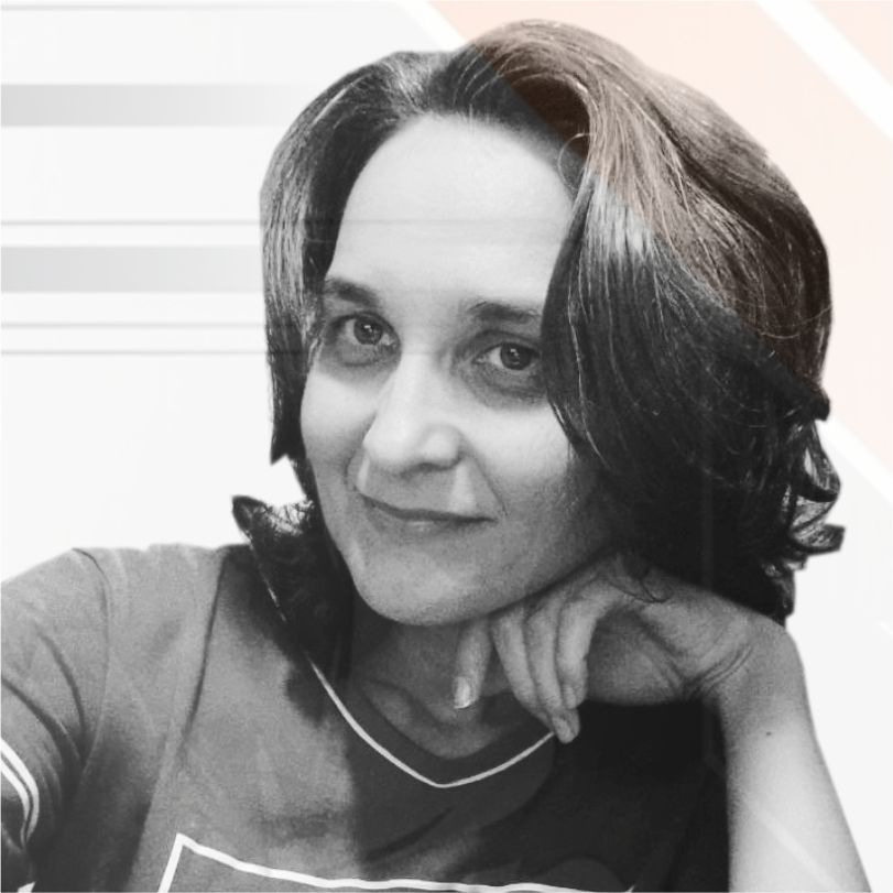 Creantica Ирина Величко Копирайтер Неймер Графический дизайнер