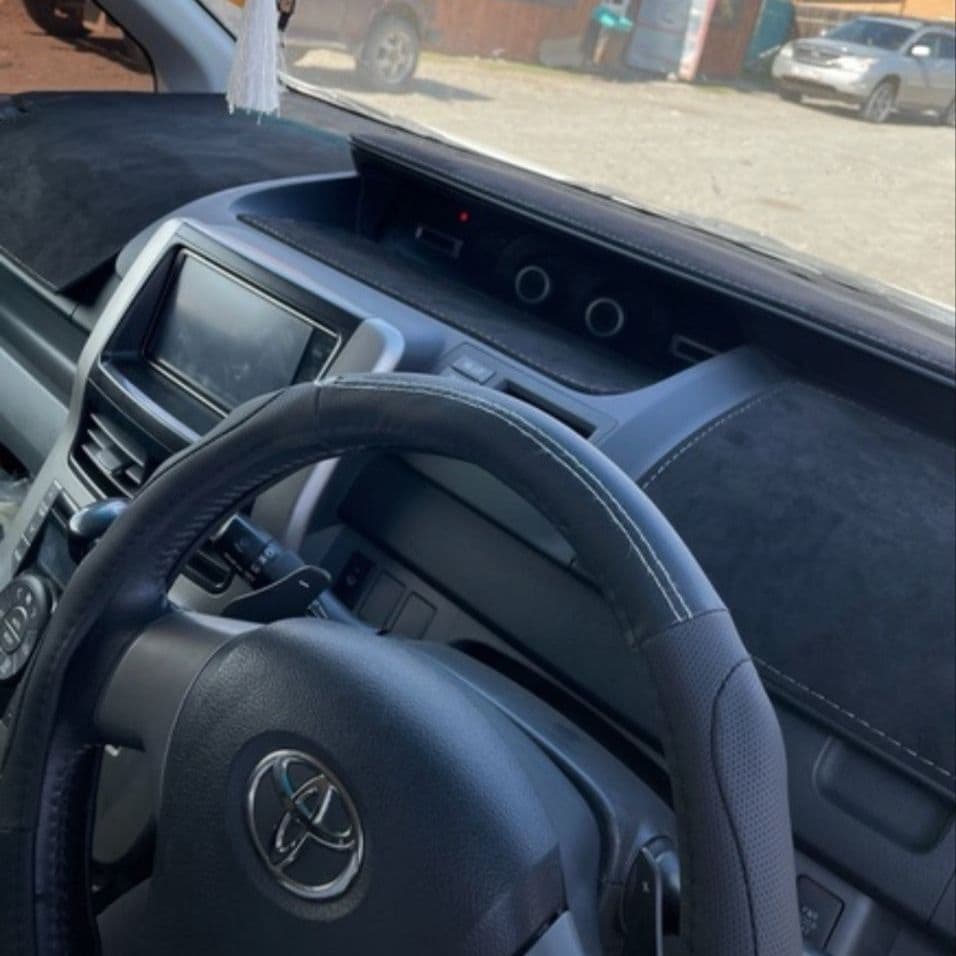 Купить Накидка на панельToyota