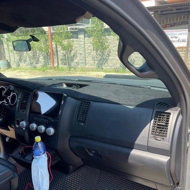 Купить Накидка на панельToyota