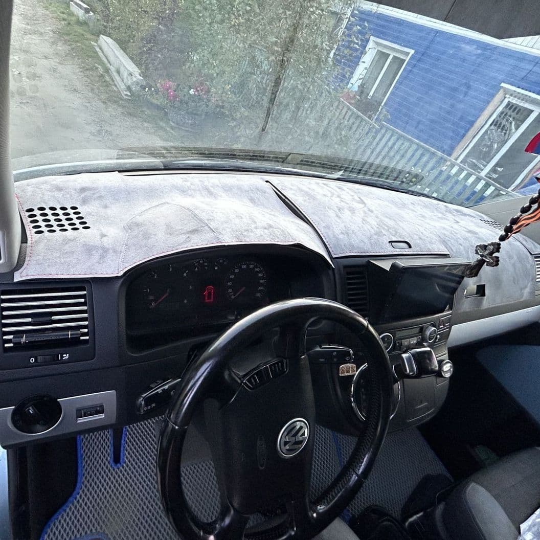 Купить Накидка на панельVolkswagen