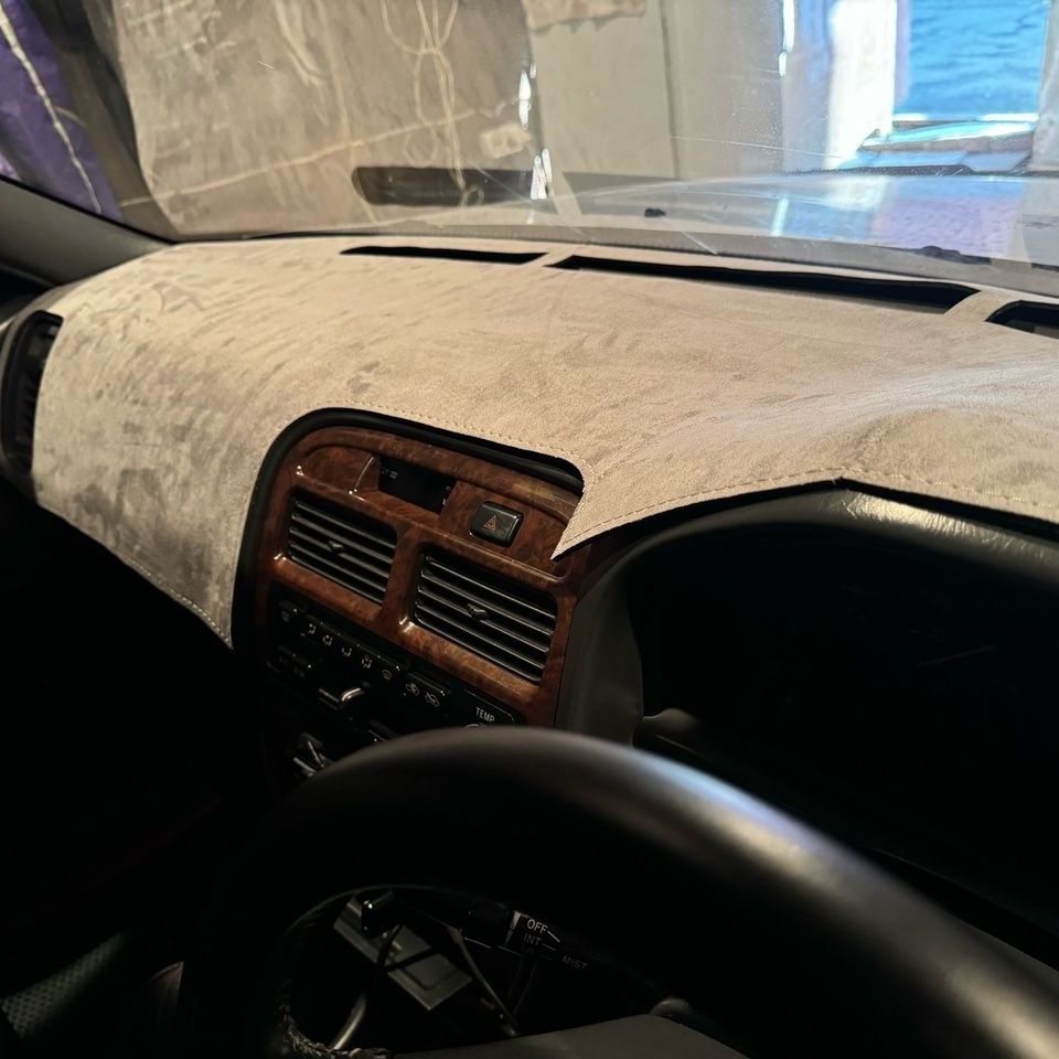 Купить Накидка на панельToyota