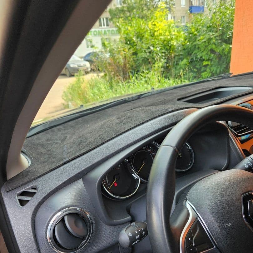 Купить Накидка на панельRenault