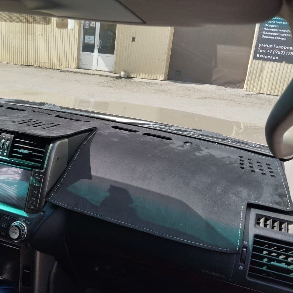 Купить Накидка на панельToyota