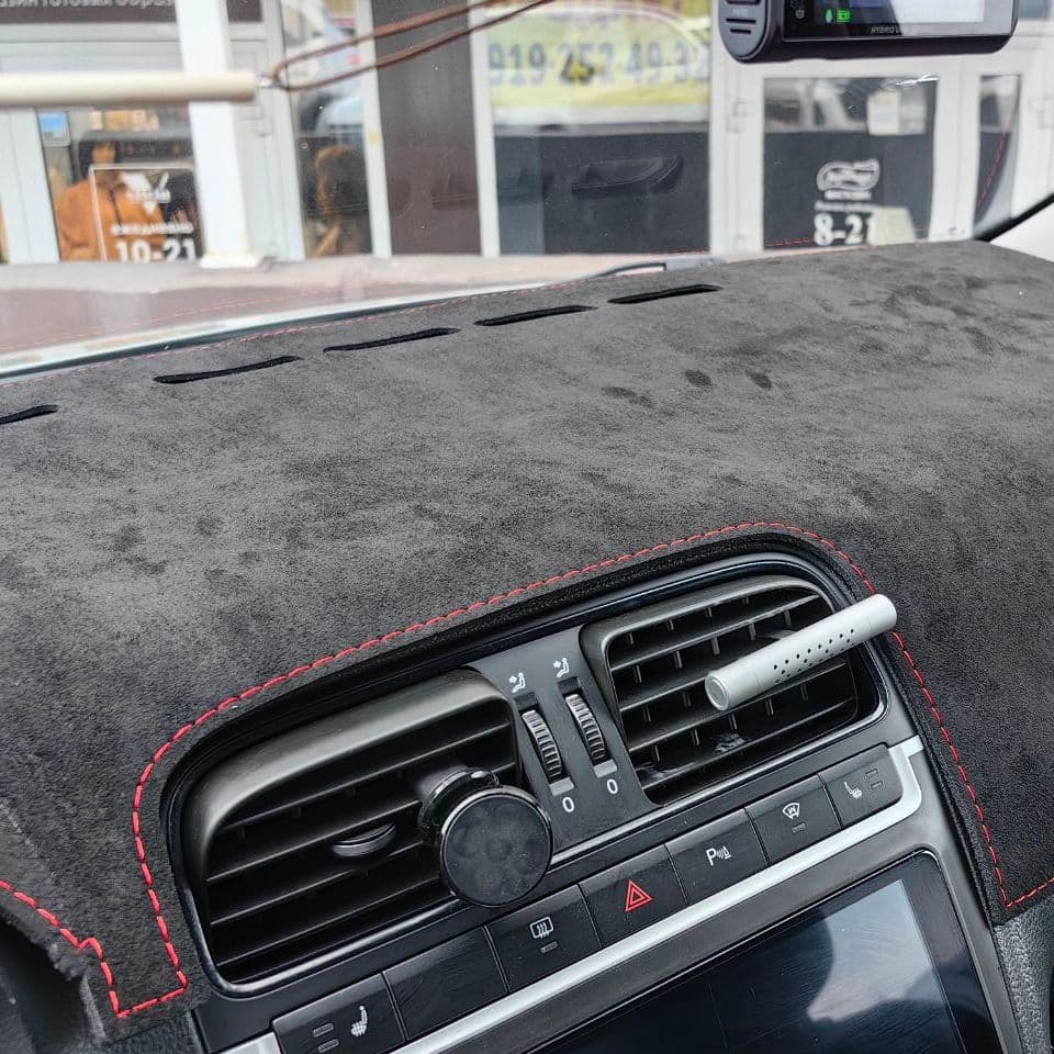 Купить Накидка на панельVolkswagen