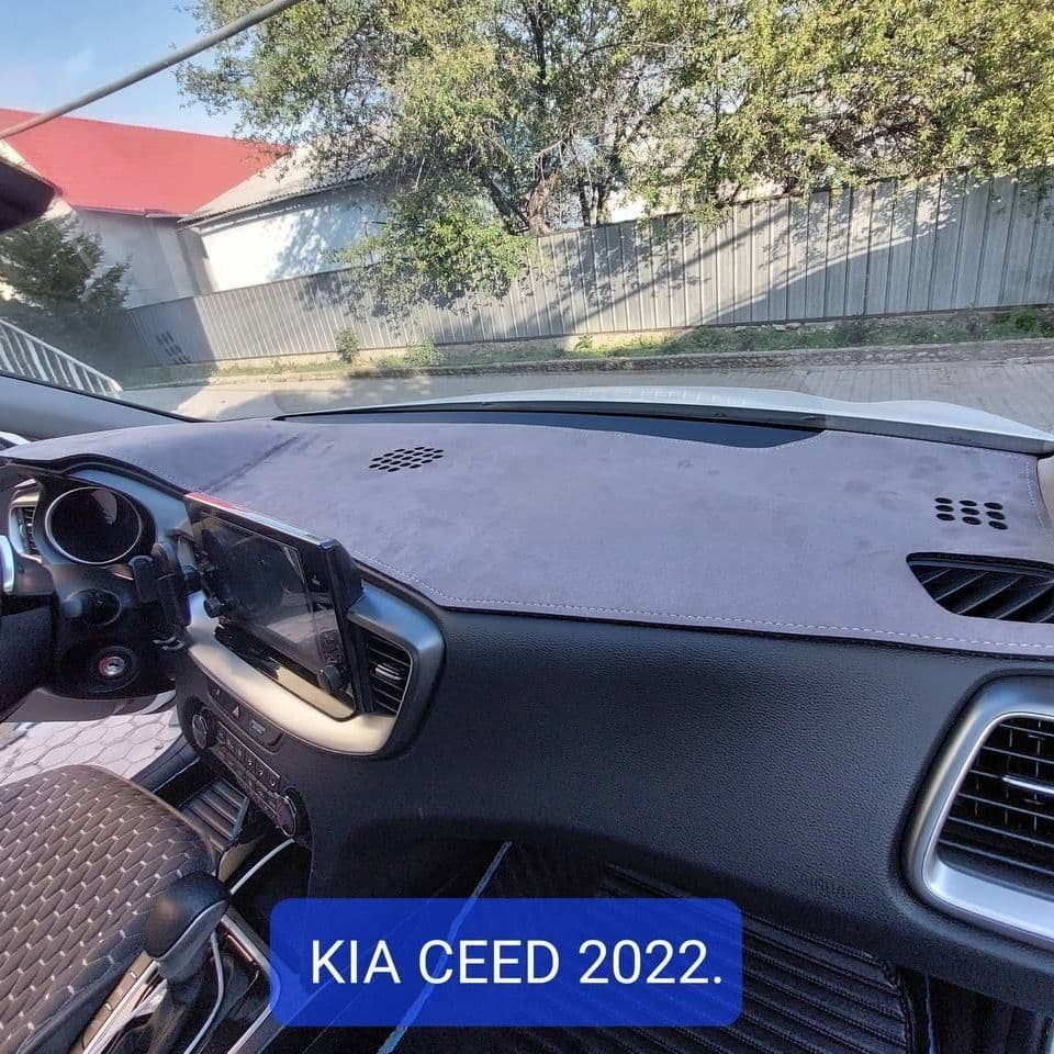 Купить Накидка на панельKia