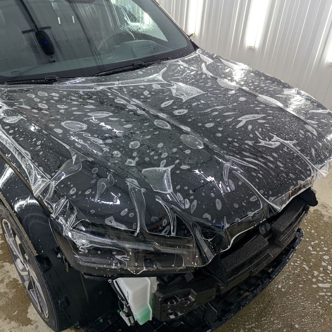 Купить Полная оклейка Geely Monjaro антигравийной пленкой