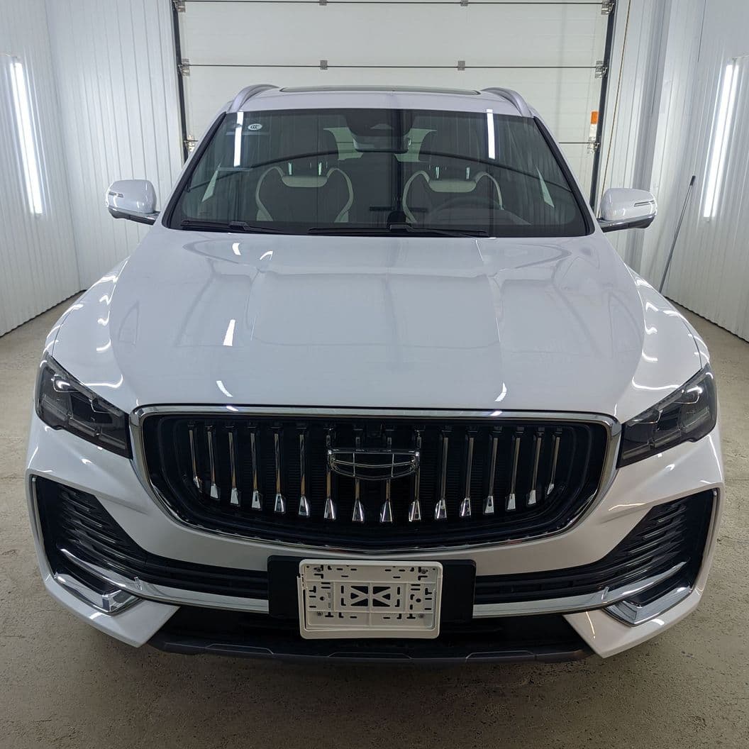 Купить Оклейка Geely Monjaro плёнкой, которая не желтеет