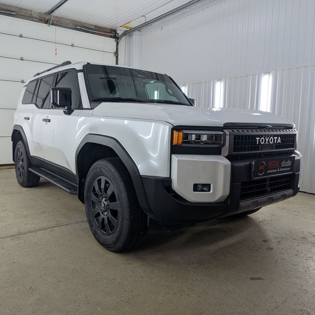 Купить Оклейка защитной пленкой Toyota Prado 250