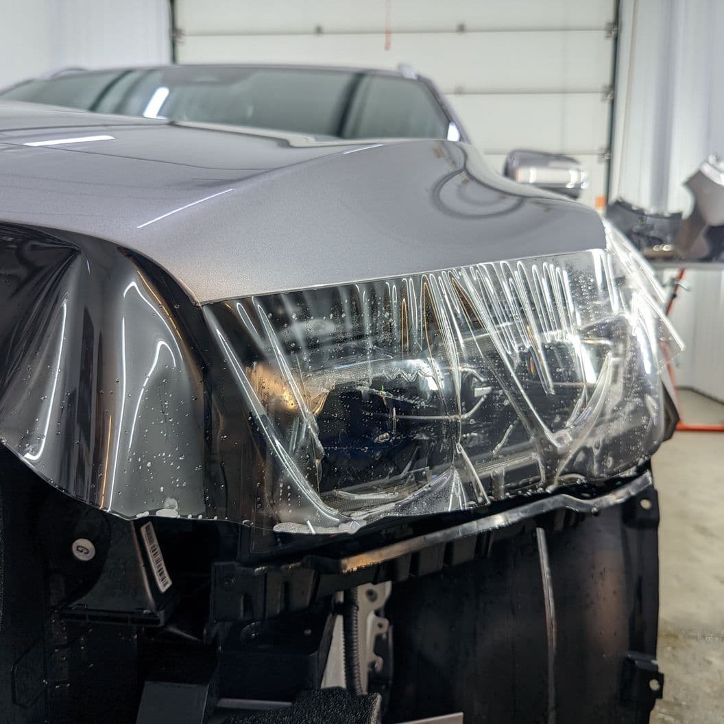 Купить Оклейка бронепленкой Geely Monjaro