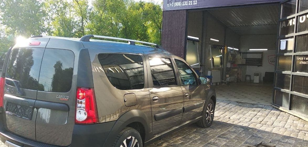 Тонировка, тонировка автомобиля, тонировка Новочебоксарск, тонировка нчк, тонировочный центр, задний полукруг, передний полукруг, тонировка фар, тонир