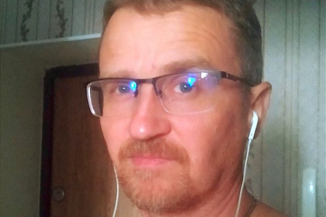 ОБО МНЕ