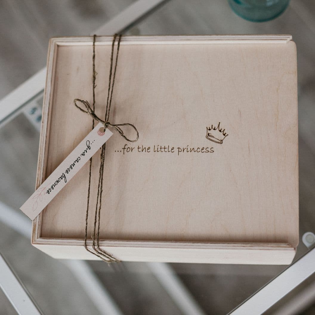 Купить Подарочный бокс на выписку с наполнением