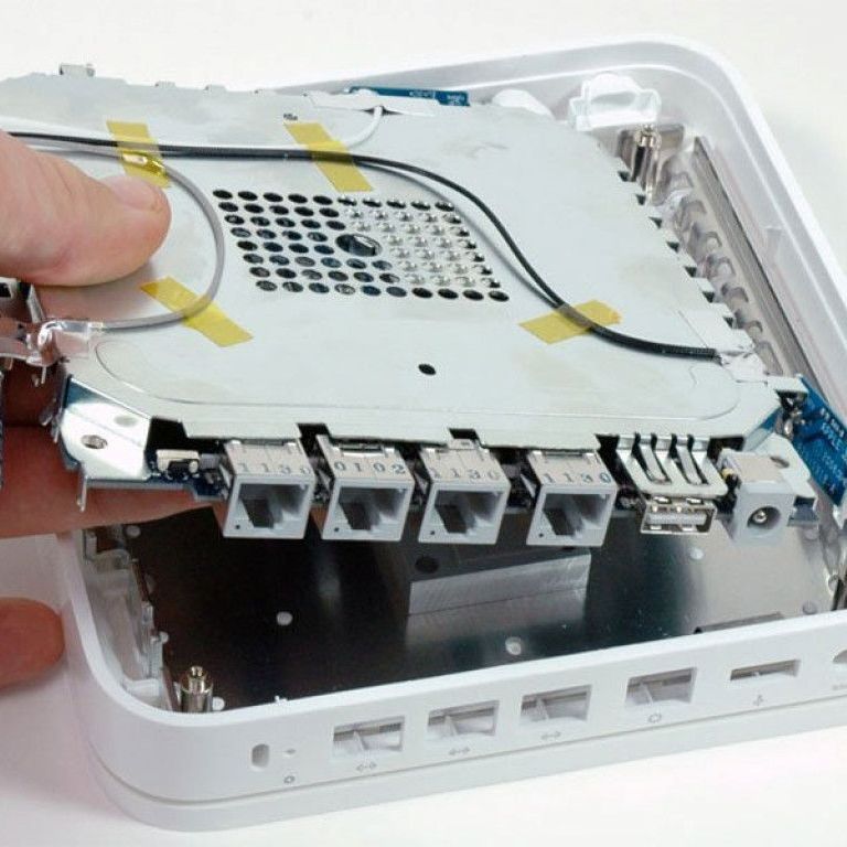 Ремонт роутера AirPort Extreme G1-G5