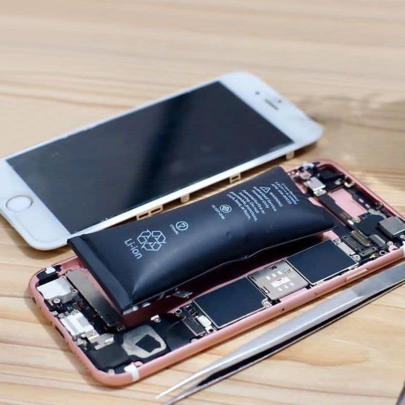 вздулся аккумулятор на iPhone