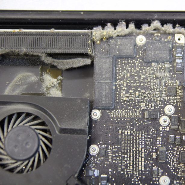 Профилактика MacBook
