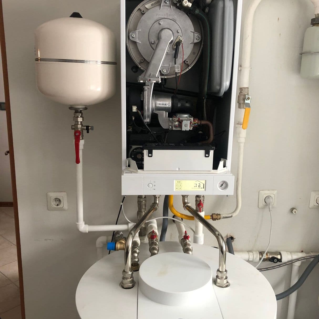 Пусконаладка.Сервисное обслуживание котлов.Baxi.Vaillant.Viessman.Buderus.Bosh.