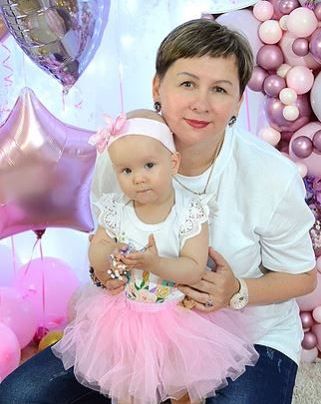 Юлия Колесникова. А шарица молодая, время даром не теряя…