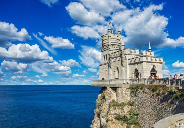 ЯЛТА АРЕНДА ПОСУТОЧНО