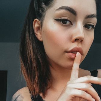 Юхатская Анна