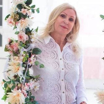 Наталья  КравченкоВедический астролог. Семейный психолог. Психотерапевт. Регрессолог. Расстановщик. Коуч. Учитель Кундалини йоги.