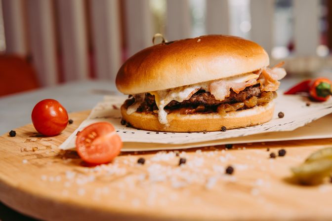 Съёмка меню для ресторана быстрого питания Magic Burger