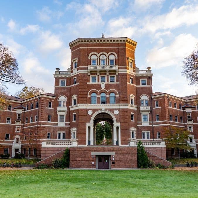 Купить 4. Oregon State University (OSU)