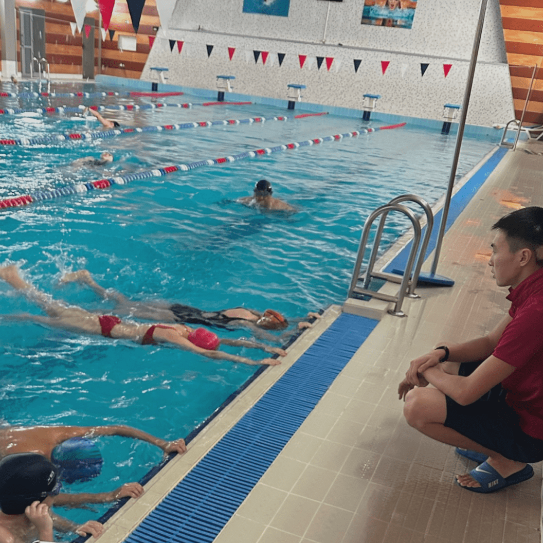 Купить Оплатите сразу на 3 месяца вперед, и получите в подарок 2 занятия по абонементу!