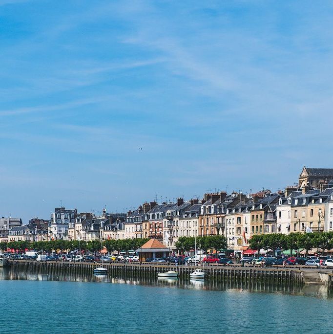 Купить Экскурсия в Нормандию Руан, Онфлер, Довиль и Трувиль 