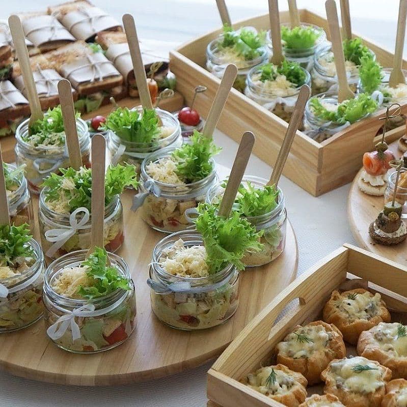 Выездная кухня (кейтеринг) фуршет и банкет в Москве