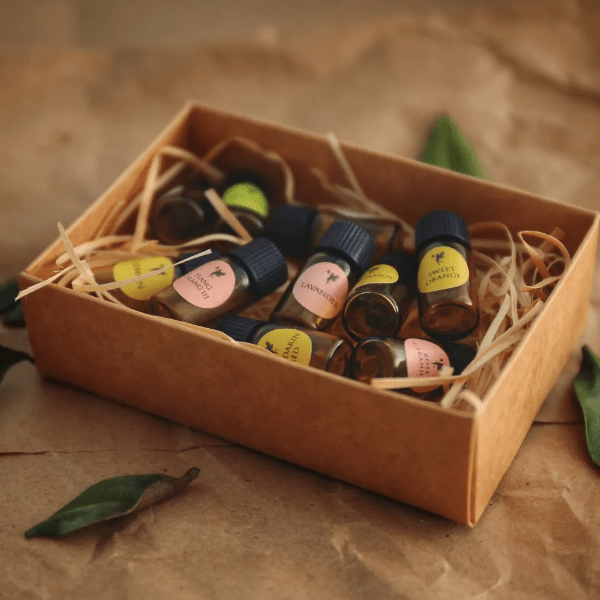 Купить Коробочка с 10 пробниками масел 