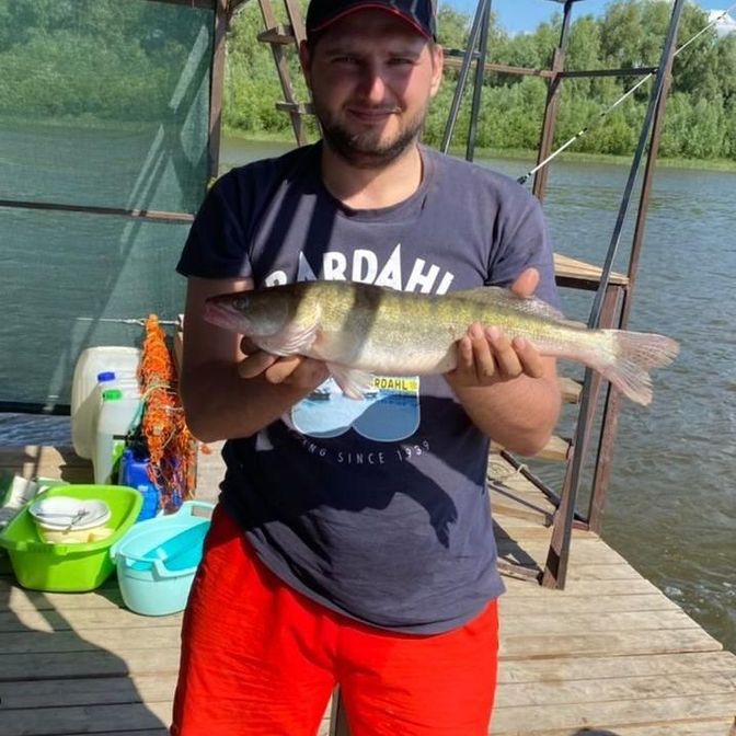 Рыбалка на плоту поймали судака