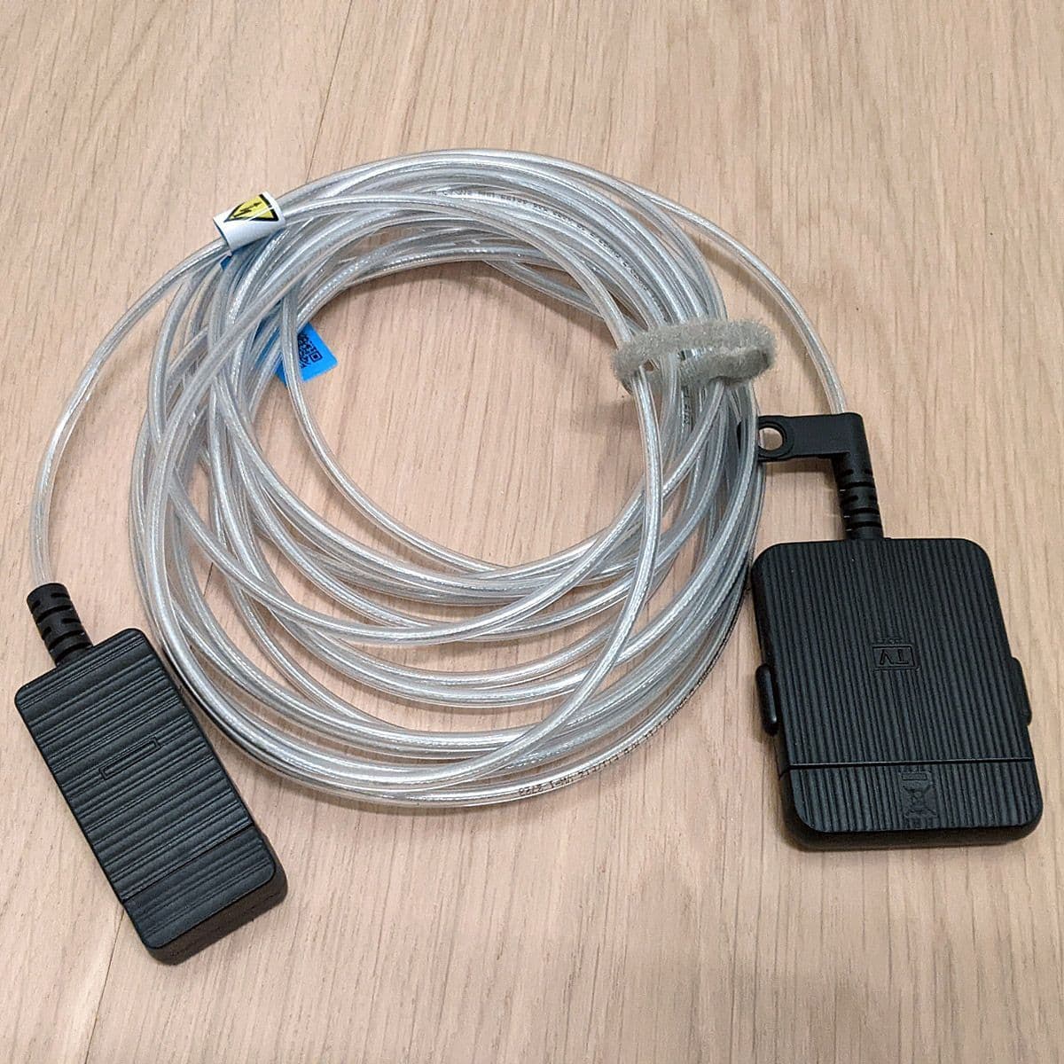 Кабель One Invisible Connection