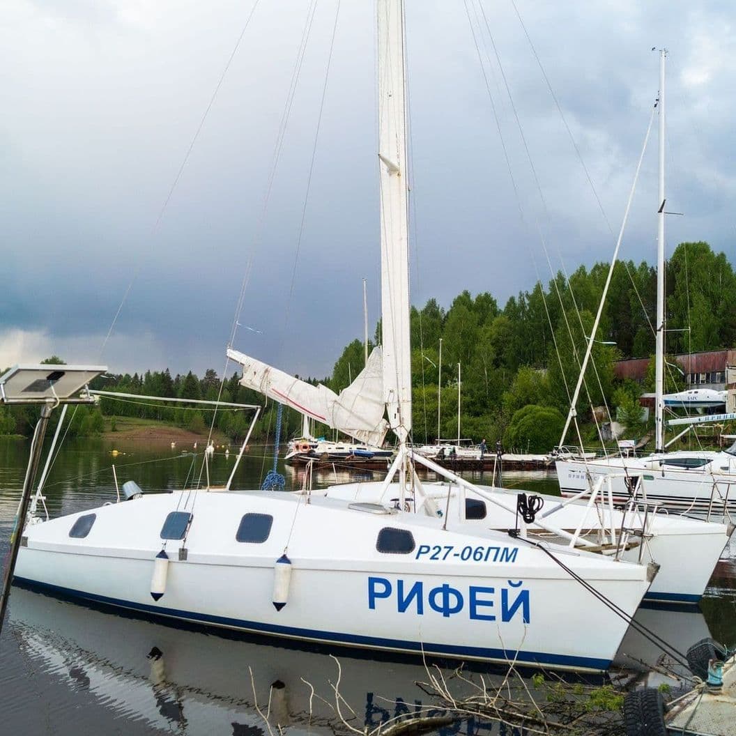 Аренда парусного катамарана Рифей в Перми. Роскошное судно, предназначенное для уверенных моряков и тех, кто ценит комфорт и безопасность во время пла