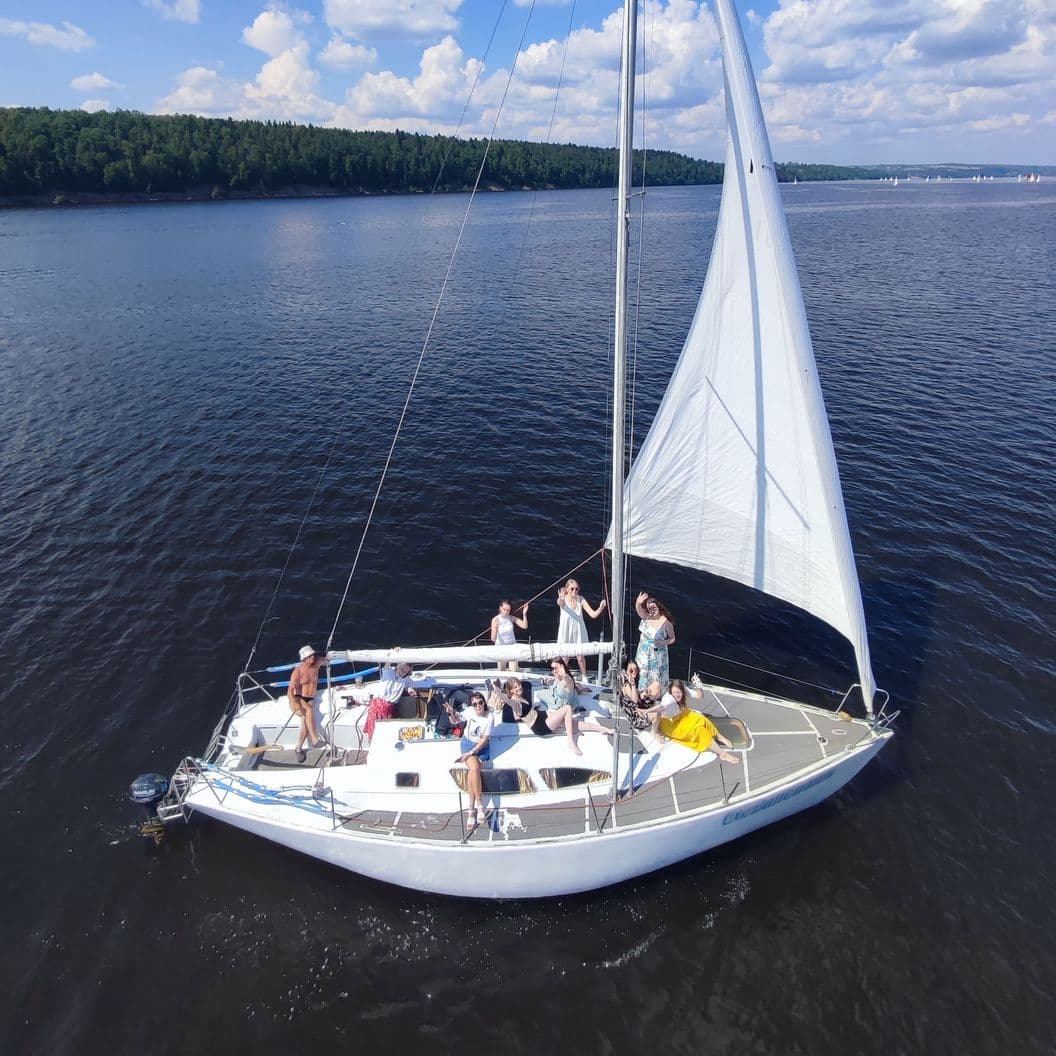 Аренда Моторная яхта Sea Ray 335
