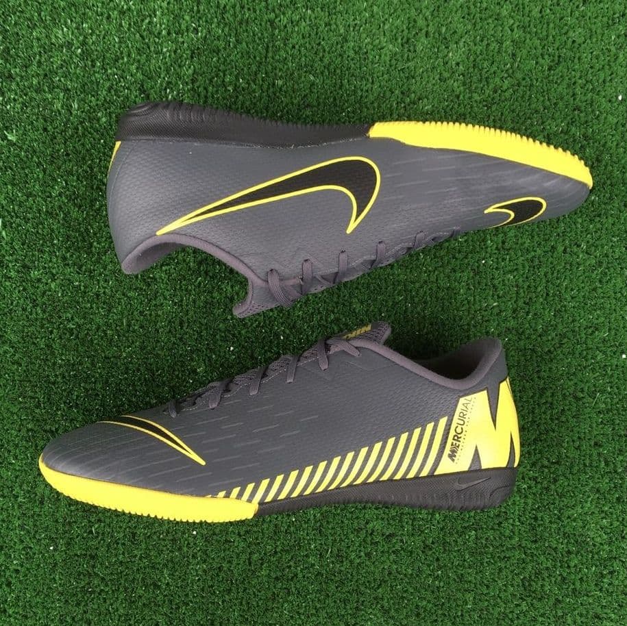 Купить NIKE VAPORX XII ACADEMY IC 
AH7383 070 SR