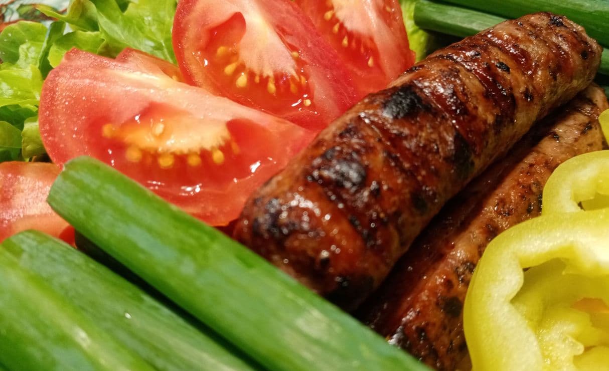Домашняя колбаса. Вкусная домашняя еда