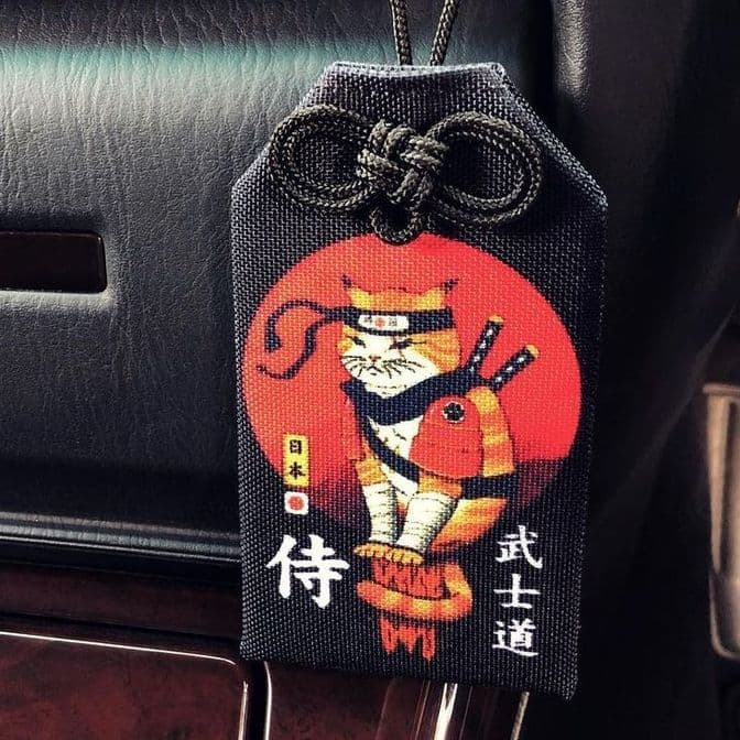 Омамори кот самурай