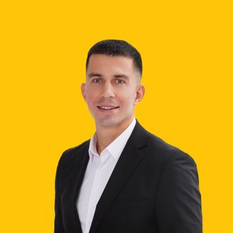 Андрей Адноралов - руководитель"Центр новостроек Краснодара"