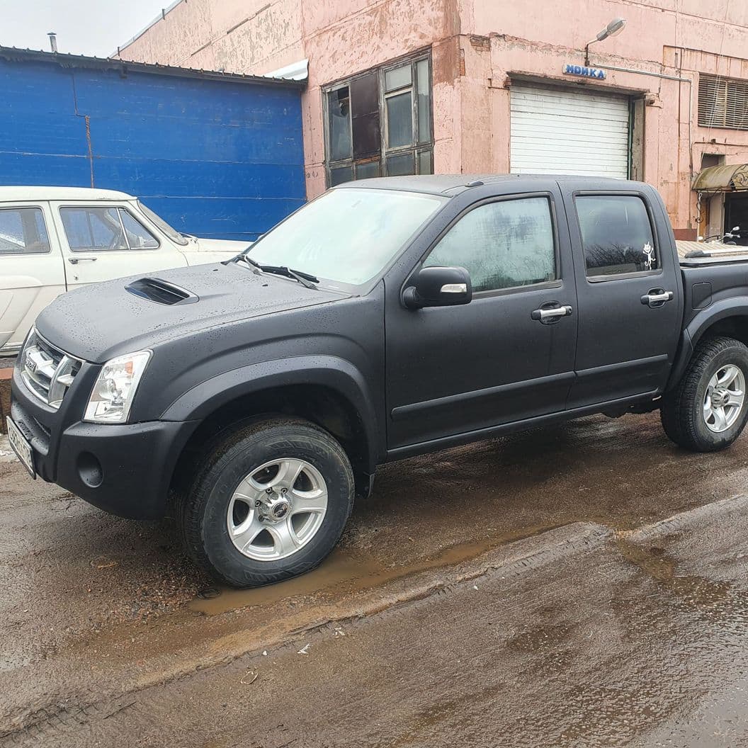 Купить Isuzu D-Max