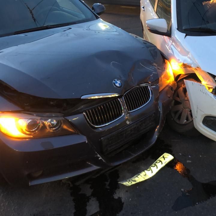 Купить BMW E90