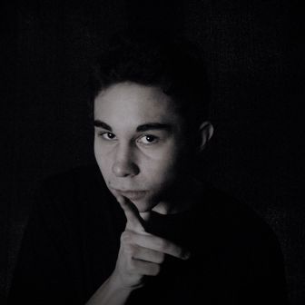 Гарибов Ролан