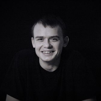 Назыров Богумир