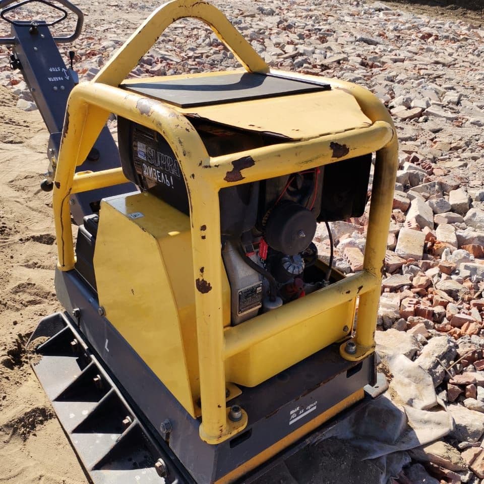 Аренда виброплиты Atlas Copco LG500