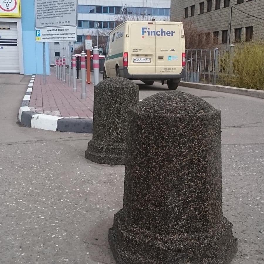 Резиновый парковочный столб