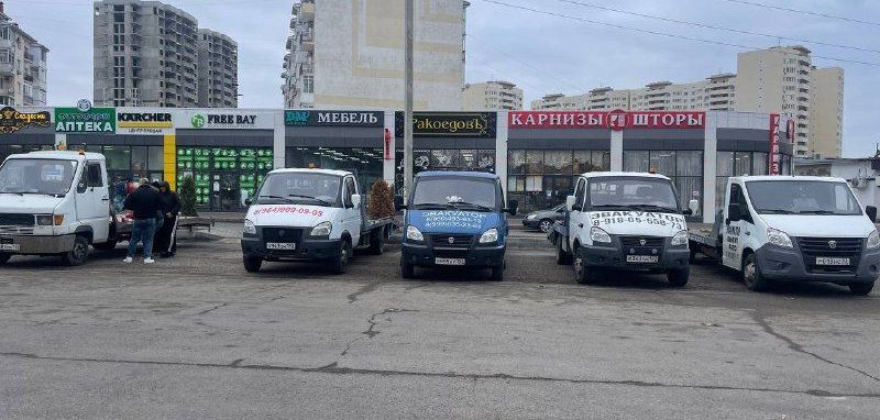 Эвакуатор ночью