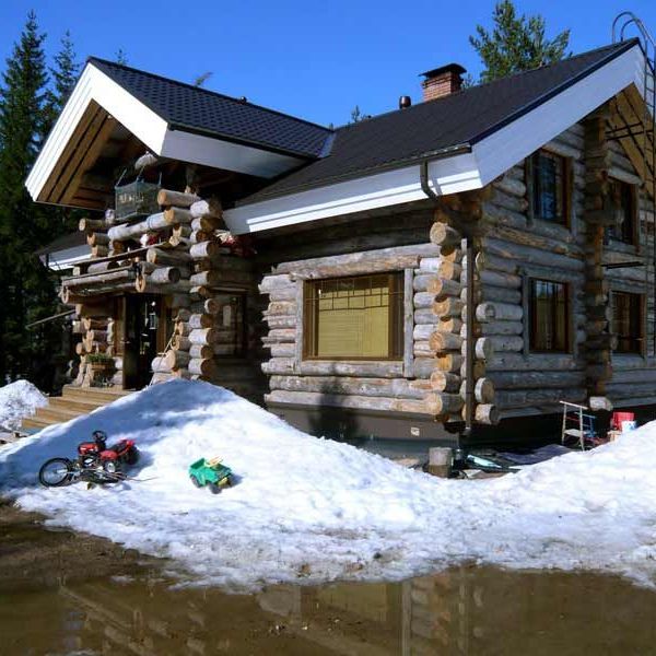Галерея