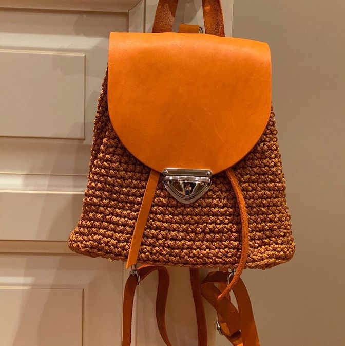 Рюкзачки и сумочки.