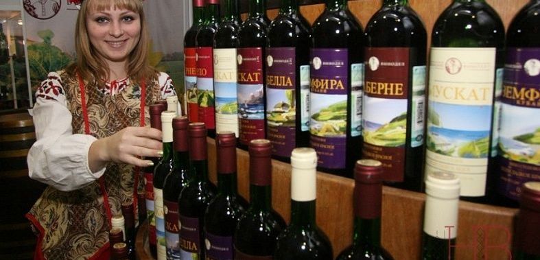 Домашнее или гаражное виноделие за последние пять лет сильно набрало популярность в России. На юге это именно виноделие, в регионах, где виноград не р