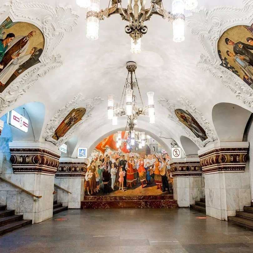 Moscow Metro Tour
