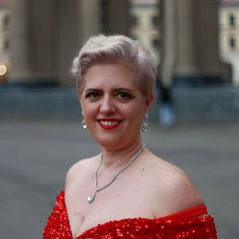 Попова Марина